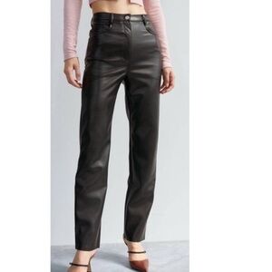 Aritzia Wilfred The Melina Pant In Black Faux Leather size 2